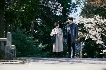 杉咲花と萩原利久の“名バディ”誕生！徐々に信頼関係を築いていく姿が描かれた 映画『朽ちないサクラ』場面カットを公開