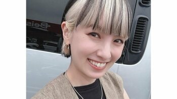 南明奈 夫・濱口優とのお買い物ツーショットを公開！“おそろい”のメガネ姿で4歳息子へのプレゼントを選ぶ様子に「仲良し夫婦ですね」