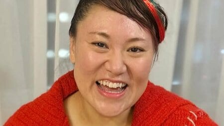 「夫に声をかけられ･･･」バービー すっぴんで熱唱する姿が「MVのよう」と反響！夫撮影のテクニカルな動画が何度でも見てしまえるクオリティ！