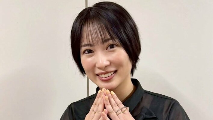 「メガネ違和感笑」志田未来 ベイマックス風コーデでディズニーハロウィン満喫！同じポーズをするおちゃめなツーショットにも注目