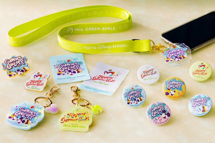 ディズニー×ミセスのコラボグッズが登場！夏らしい爽やかなTシャツやトートバッグに遊び心あふれるスマホアクセサリーも