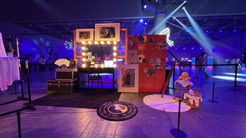 BTS JIMINの“好きが詰まった秘密の空間”大公開！スタイリッシュな写真、落書き靴下『2025 BTS FESTA』