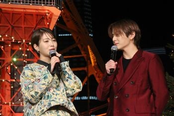 浜辺美波 山田涼介との初共演に「イルミネーションに負けないくらいの輝き」