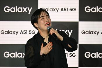 ゆりやんレトリィバァ「最終的には10キロまで落としたい」発表会に“モデルとして”登場するもボケ倒す