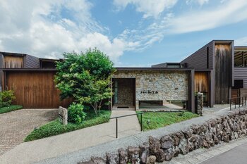 別府の夜景と石窯料理、そして忘れられない朝食へ