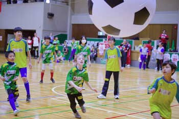 ヒュンメルがインクルーシブサッカーイベントを開催。安心感の中で多様な個性が輝く工夫