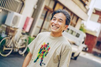 【オヤジンセイ】阿南健治「ほとんど思いつきでした（笑）」抜群の行動力を見せる名バイプレイヤーの劇的な人生