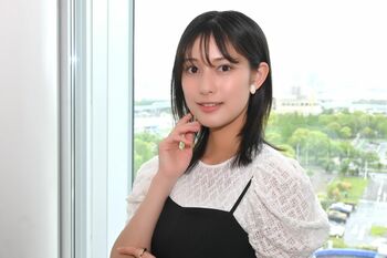 玉田志織『ブルーモーメント』でSDM通信班を熱演中！主演・山下智久の“大きな背中”に感激「心を動かされる」