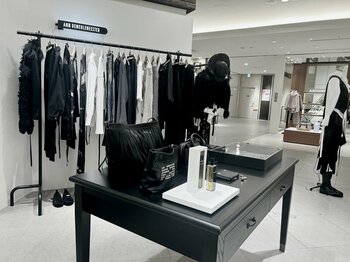 ANN DEMEULEMEESTERの期間限定ショップが阪急うめだ本店 3F MODEにオープン
