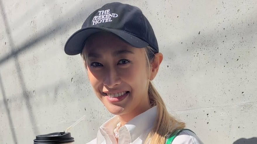 【希少】【激レア】ボーダフォン　タペストリー　山田優 普通に欲しい！」山田優 手編みのカラフルストールが話題 センス溢れる