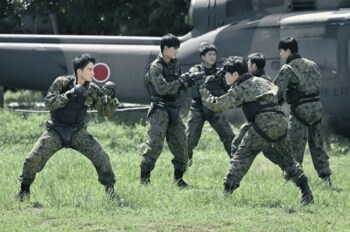 町田啓太＆佐野勇斗らが大はしゃぎ！メイキングムービー公開『テッパチ！』