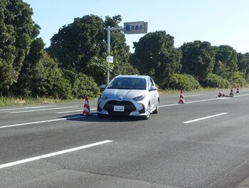 【JAF山口】公道ではできない体験で、運転のクセや身体能力の変化を把握！実技講習会「ドライバーズセミナー シニアコース」を開催