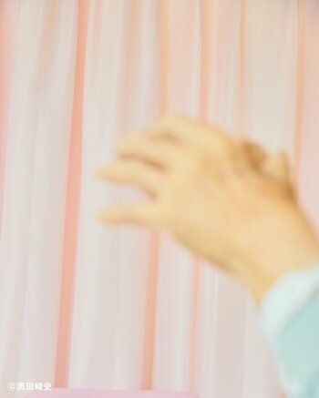 GRAPHGATE企画展 奥田峻史 作品展「地に足をつけて、浮く」を開催