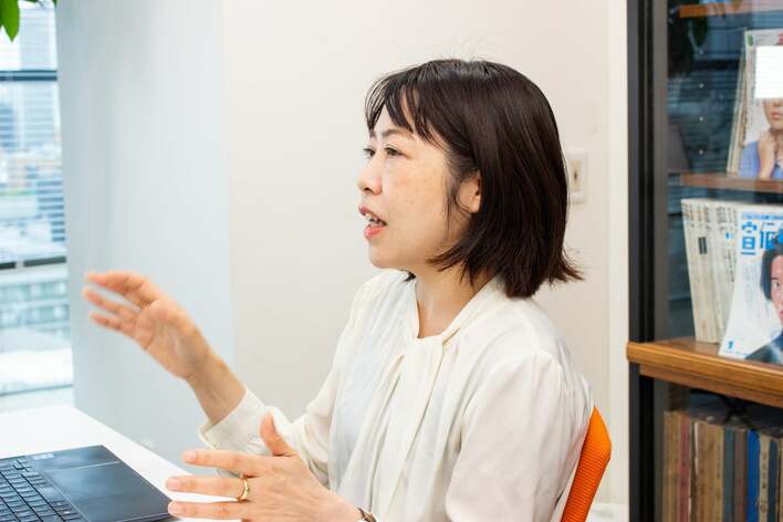 「完成品でなくていいのかもしれない」宣伝会議 編集長が語る、AI時代のブランド戦略と「カオスの許容」——宣伝会議サミットが17年目に目指すもの