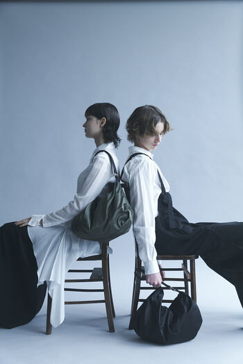 discord Yohji Yamamoto、新作バッグ「CRESCENT 」「DRAPE」「TUCK」を4月17日(金)より発売