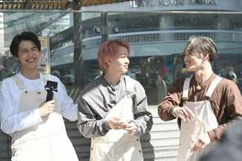 『超特急トレタリ』新シーズン突入！街中で“わらしべ長者バトル”に挑戦「ちょっとお時間いいですか？」