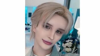 Matt　“美人ママ”との2ショット公開「どう見てもお姉さんにしか見えない」高級イタリアンで母の日ディナー「似てる」の声