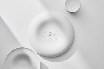 【UN GRAIN】11周年祭「Premium White～極上の白～」開催！視覚に頼らない感覚や想いを楽しむ特別な体験