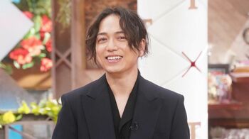 山崎育三郎 一人暮らしのタワマンで全裸生活「カーテンも付けず『俺を見ろ』って」