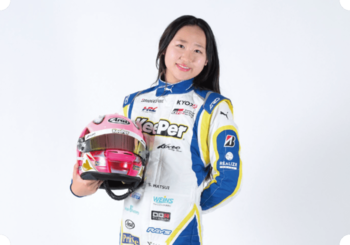 女子高生レーサー 松井沙麗「自分もカートに乗って思い切り走りたい」【YOUTH TIME JAPAN 2026年6・7月号】