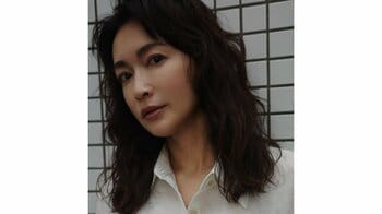 長谷川京子 スラリ美脚際立つショートパンツコーデを披露！小物使いもおしゃれな洗練された大人スタイルに「とっても似合ってます」