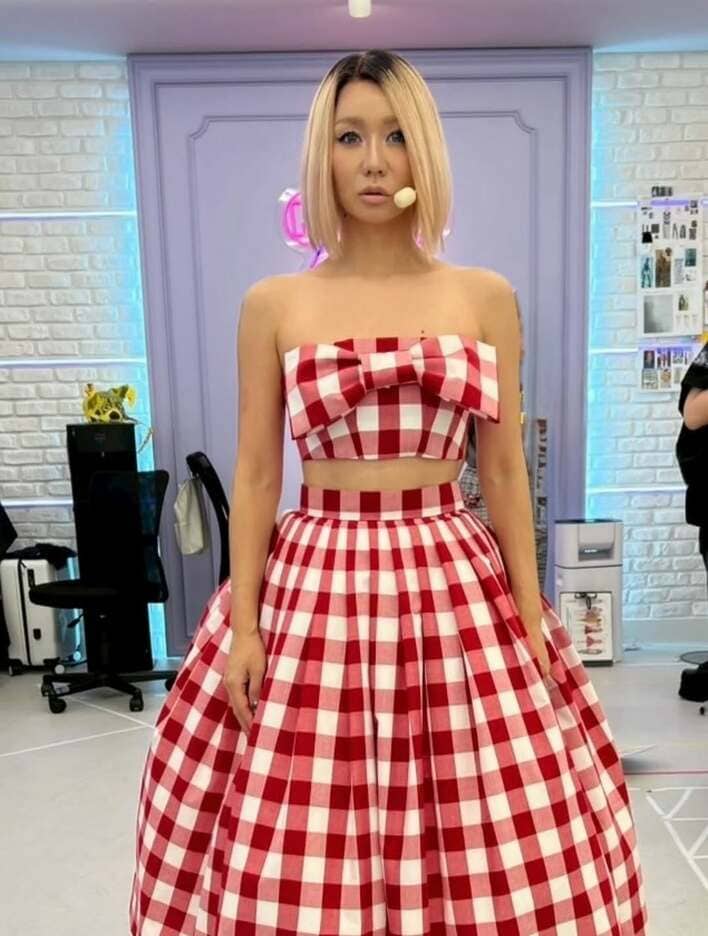 破壊力えぐい」倖田來未 ド派手な“ヒョウ柄”ピンクヘア姿が話題