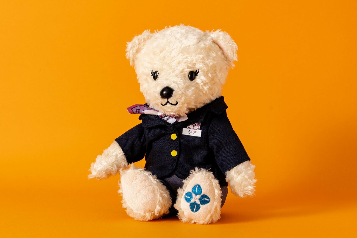 ホテルオークラ神戸】新マスコットベア「シア」ぬいぐるみを6月