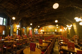 現存する日本最古のビヤホールが92周年「ビヤホールライオン　銀座七丁目店」の創建祭