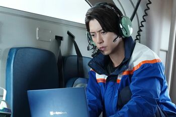 山下智久“絶句”…出口夏希を襲った暴風にSNSも戦慄「鳥肌止まらん」「息ができない」『ブルーモーメント』