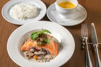 神戸三宮「洋食屋 神戸デュシャン」に10月1日より秋の味覚を楽しむ新メニュー登場！旬のサーモンを使った数量限定メニューも。