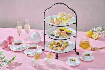 初夏の疲れを癒やすスイーツ＆セイボリー「ハニーレモンと桃のアフタヌーンティー」6月1日(月)より提供開始