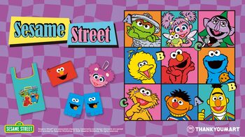 『セサミストリート』のオリジナルデザイン雑貨がサンキューマートに新登場！5月中旬より全品390円（税込429円）で発売！