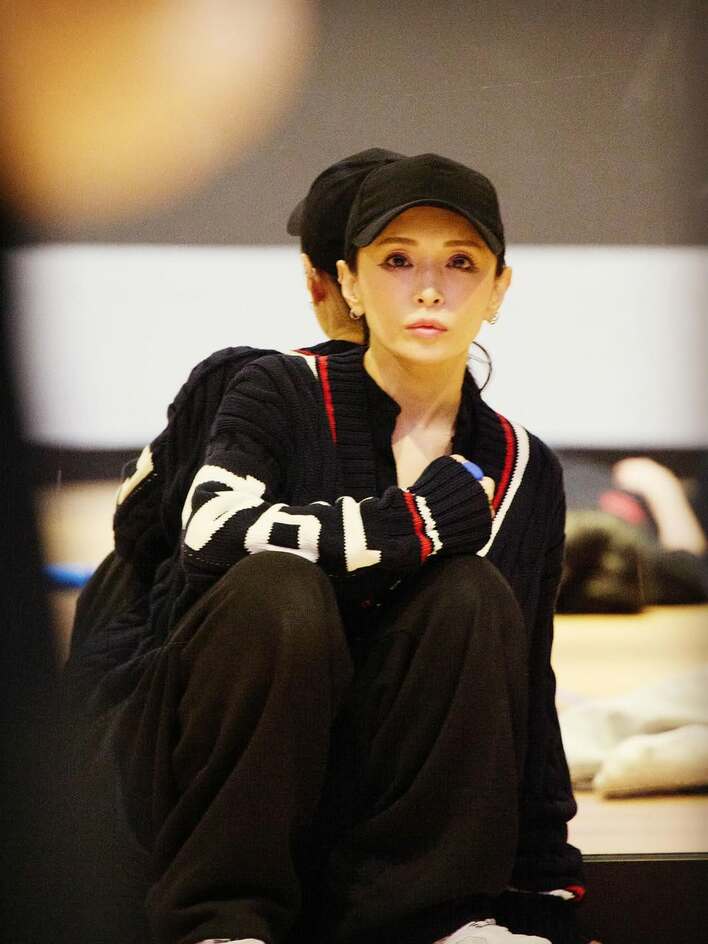 いつになく真剣な表情」浜崎あゆみ ライブリハショット公開