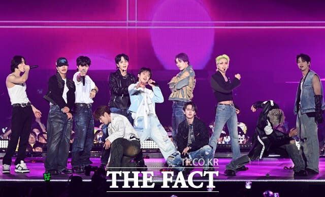 JO1が日本人アーティスト初の快挙！K-POP音楽祭で2冠達成