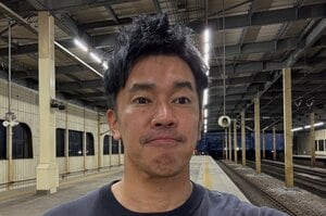 武井壮 自宅の“広々とした屋上”を披露！「憧れがすぎる」夏の夜空の下でリラックスして過ごす様子に「気持ちよさそう〜」などと反響