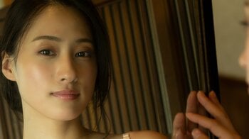 『ふてほど』出演で話題！“令和最強のメリハリボディ”澄田綾乃 大人の色香ときらめきが交錯する先行カット公開！デジタル写真集『甘酸っぱ。』発売