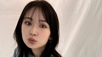 畑芽育　まるでお人形！？近距離できれいな横顔を披露　かわいすぎるオフショットに「天使すぎない…！？」の声