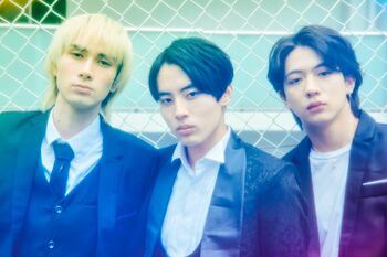 SUPER★DRAGON メンバー同士の流行りは「メンバーが地獄を這う動画を撮る（笑）」