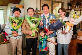 まるふくメンバーらが撮了！吉野北人「毎日が刺激的で…すごく幸せでした」