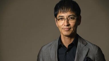 【送料無料】沢村一樹さん掲載ページ（約A3サイズ） 沢村一樹、月9“50歳”初主演報道に「ワクワクした」 - エンタメ