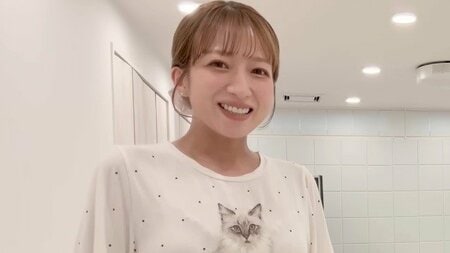 辻󠄀希美 自宅の広々スタジオを大改造！センス抜群の小物＆家具で彩った“ハワイ空間”を披露「リゾート風のカフェみたいで可愛い」「リアルあつ森」