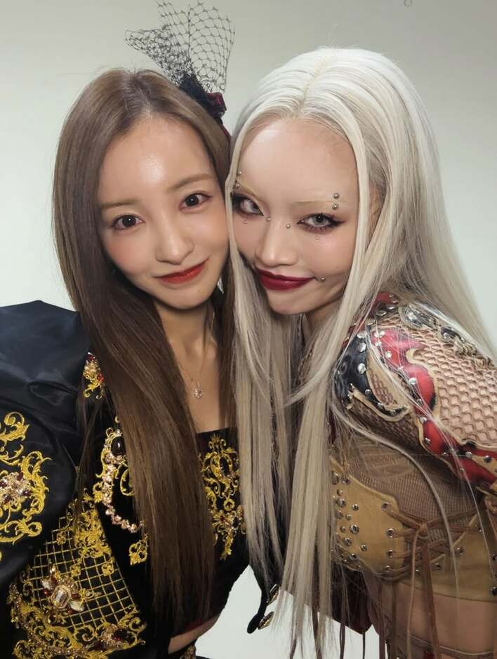 嘘でしょ！？」板野友美 “元ご近所さん”ちゃんみなとの変顔や顔寄せ