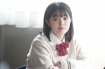 豊嶋花 テレビドラマ初主演！ヤングシナリオ大賞受賞作『瑠璃も玻璃も照らせば光る』