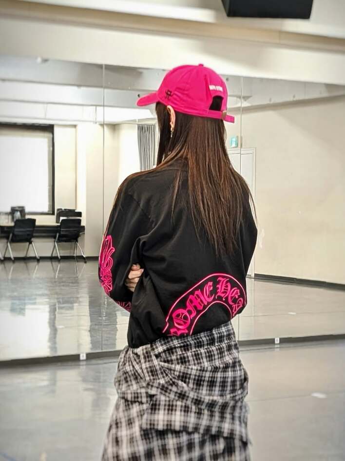 繊細に扱えや！笑」浜崎あゆみ “超タレ目”！？なショット公開！仲良し