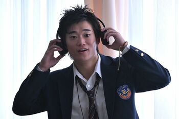 『顔だけ先生』に出演の三浦獠太「ドラマは、母とおばあちゃんと一緒に見ています」