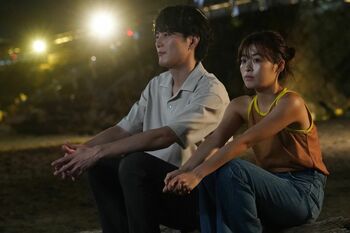 健人（間宮祥太朗）から告白されたものの悩む夏海（森七菜）『真夏のシンデレラ』第6話予告