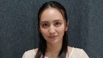 1児の母・岡田結実 「ギャル似合う」金髪ヘアに大胆イメチェン！ぱっちりメイクでおしゃれを楽しむ様子に「お人形みたい」「超マブイ」