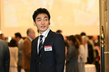 命がけで尽くしてきた恩人からのまさかの要求！亨（草彅剛）は…『罠の戦争』第1話予告