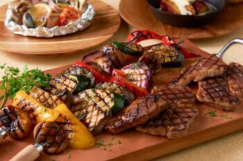 秋のごちそうBBQ解禁！旬食材満載の屋外グルメイベント、3日間限定で開催