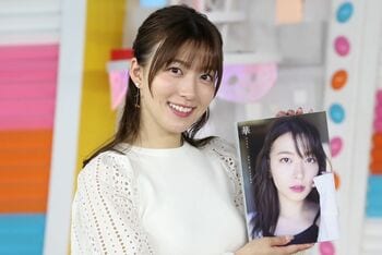 『めざましどようび』阿部華也子キャスター  2nd写真集『華』は「しっとり大人」背中が開いたドレス姿も